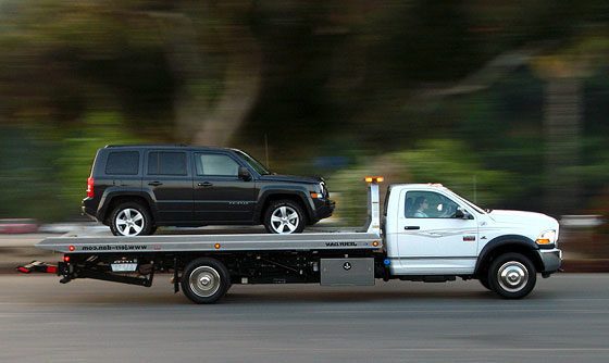 Heavy Duty Towing Services Anaheim, CA
